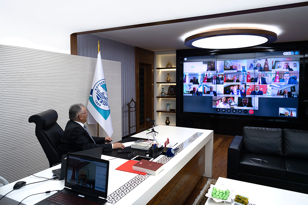 Başkan Büyükkılıç'tan Video Konferans Yöntemiyle Toplantı