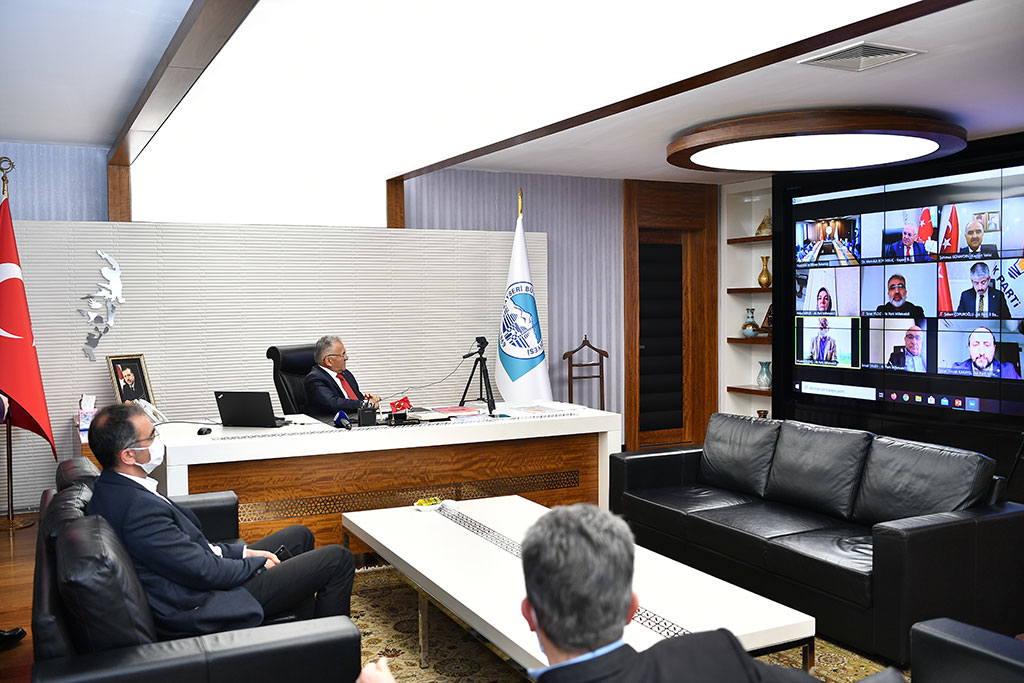 Ulaştırma Bakanı'ndan İki Müjde