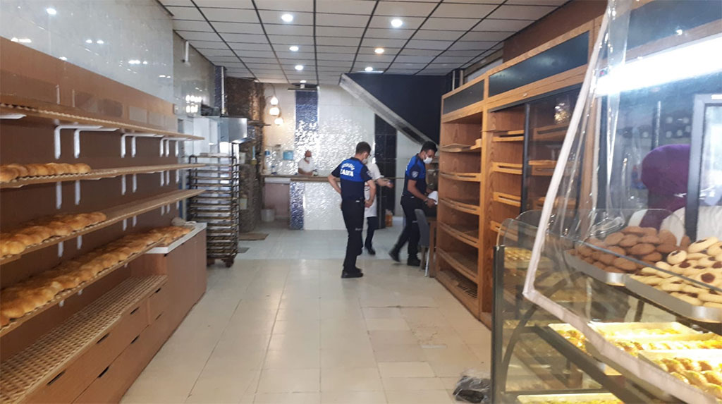 Büyükşehir Belediyesi Zabıta Ekipleri Denetimlerini Sürdürüyor