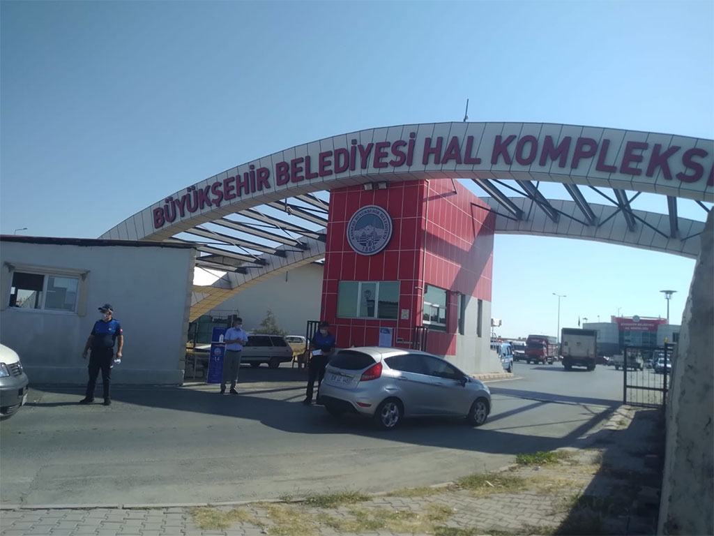 Hal Kompleksinde Büyükşehir Denetimi