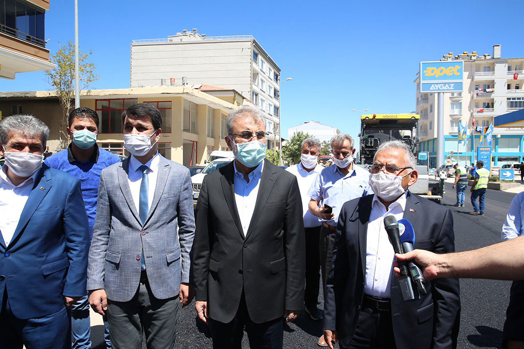 Başkan Büyükkılıç İle Bakan Yıldız'dan Yahyalı ve Develi Çıkarması