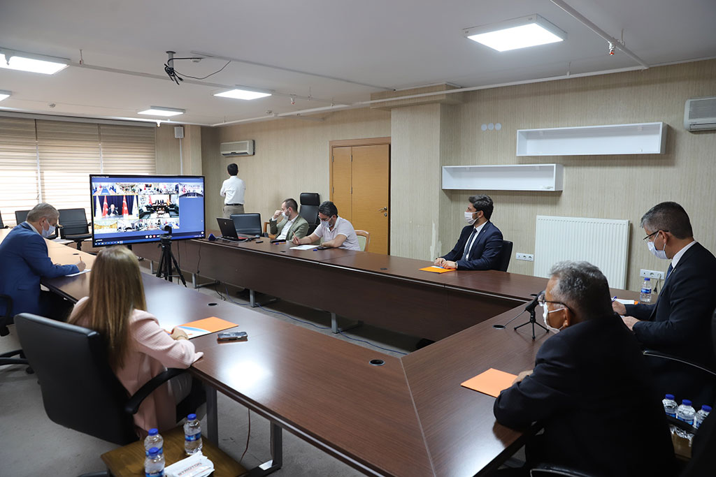 Başkan Büyükkılıç, AK Parti İl Başkanları Toplantısına Katıldı