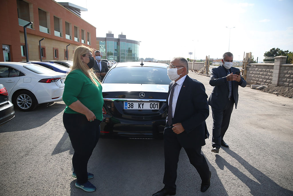 Başkan Büyükkılıç'tan Kayserispor'a Ziyaret