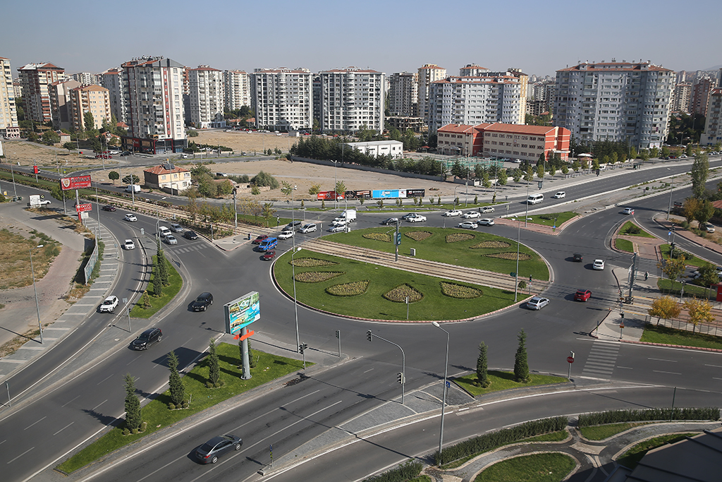 Büyükkılıç'tan Katlı Kavşak Müjdesi