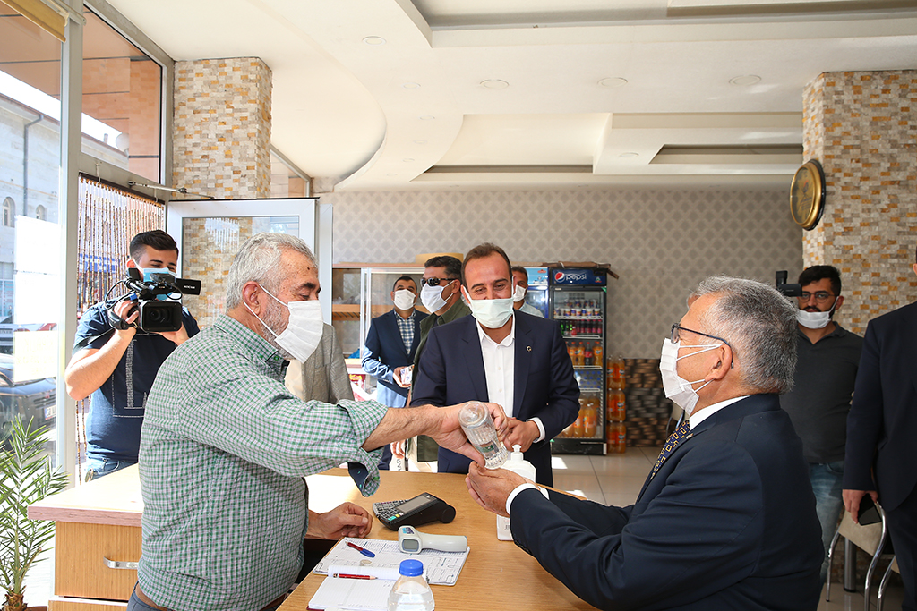 Başkan Büyükkılıç'tan, İlçelere Yakın Markaj