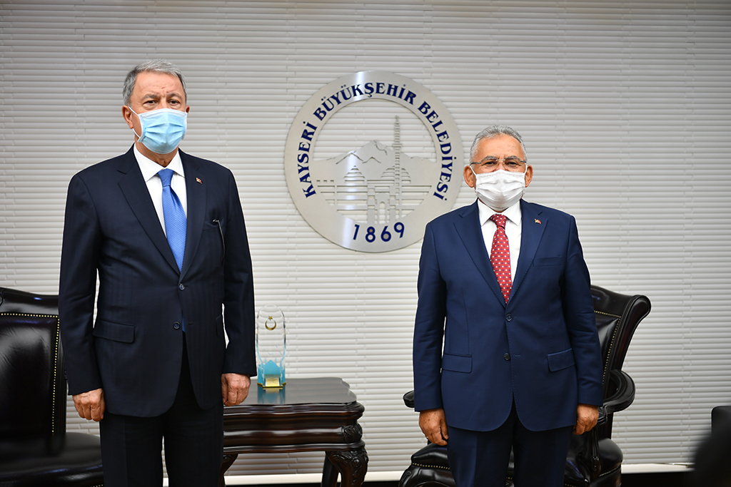 Başkan Büyükkılıç, Bakan Akar Ve Heyetini Büyükşehir'de Ağırladı