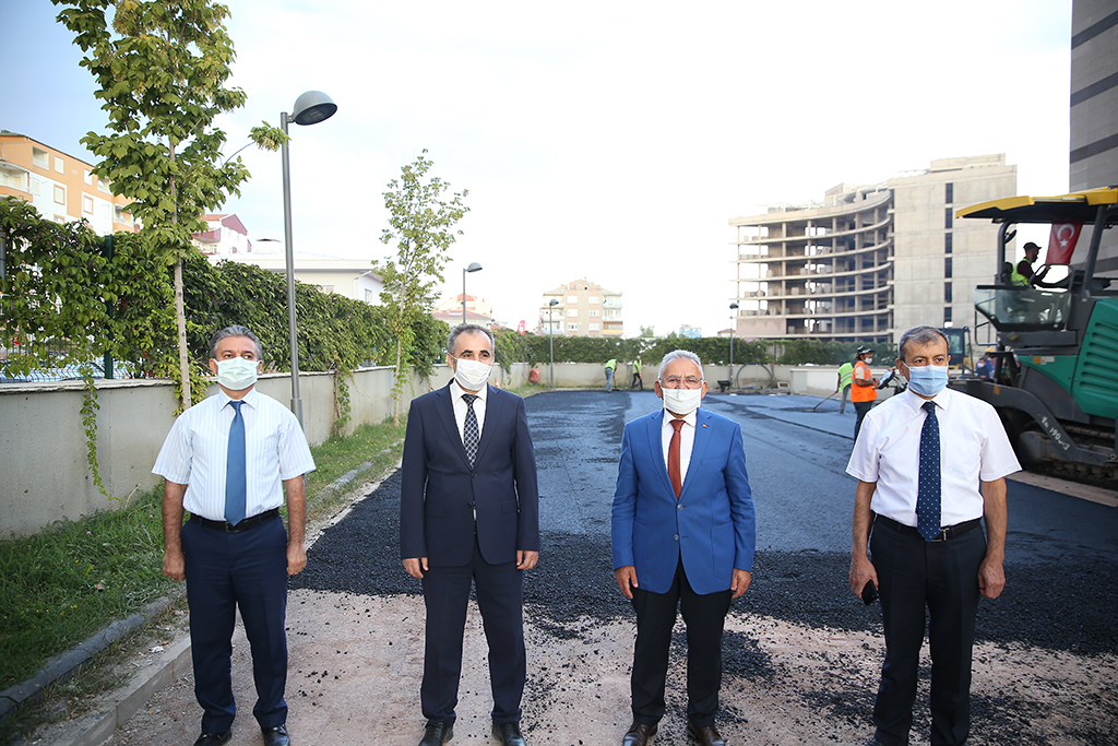 Başkan Büyükkılıç'tan Yine 