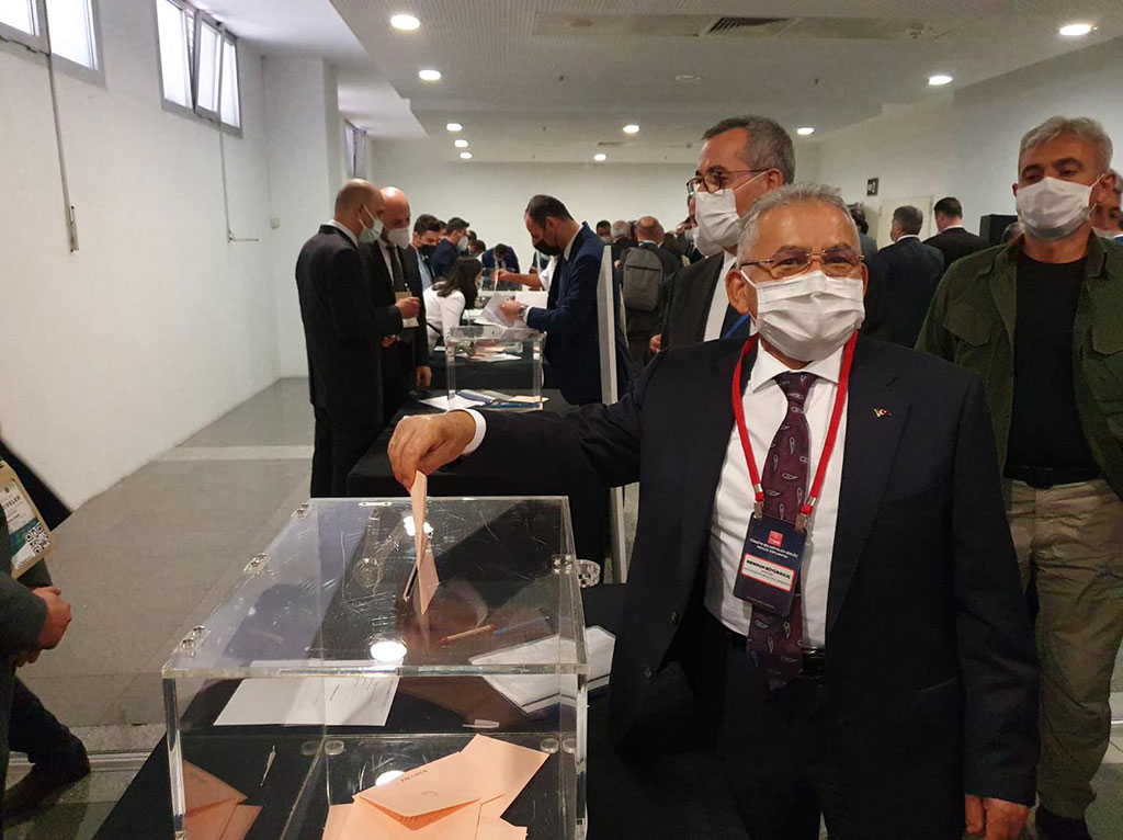 Başkan Büyükkılıç, TBB Encümen Üyeliğine Yeniden Seçildi