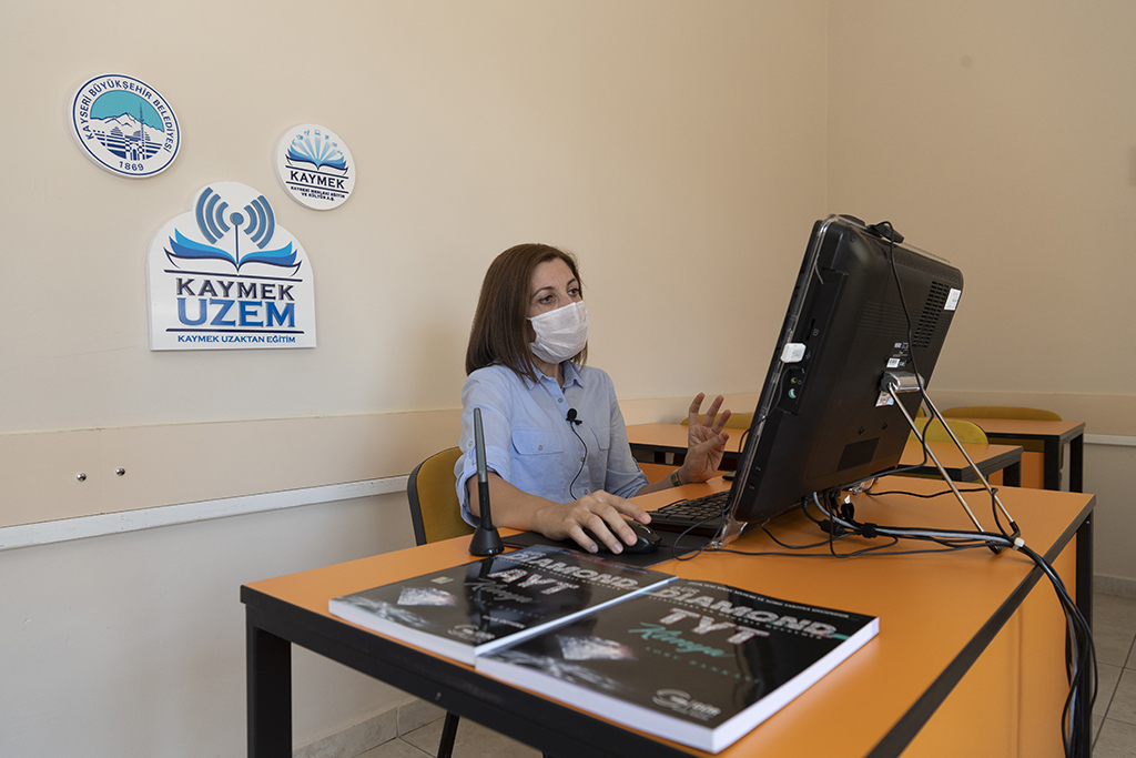 Kaymek Uzem Öğrencileri, İlk Online Deneme Sınavına Hafta Sonu Girecek