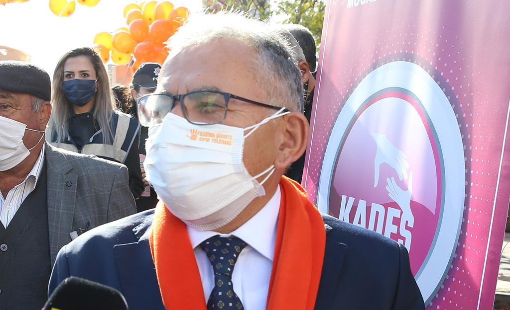 Başkan Büyükkılıç’tan Kadına Şiddete Karşı Maskeli Destek; Sıfır Tolerans