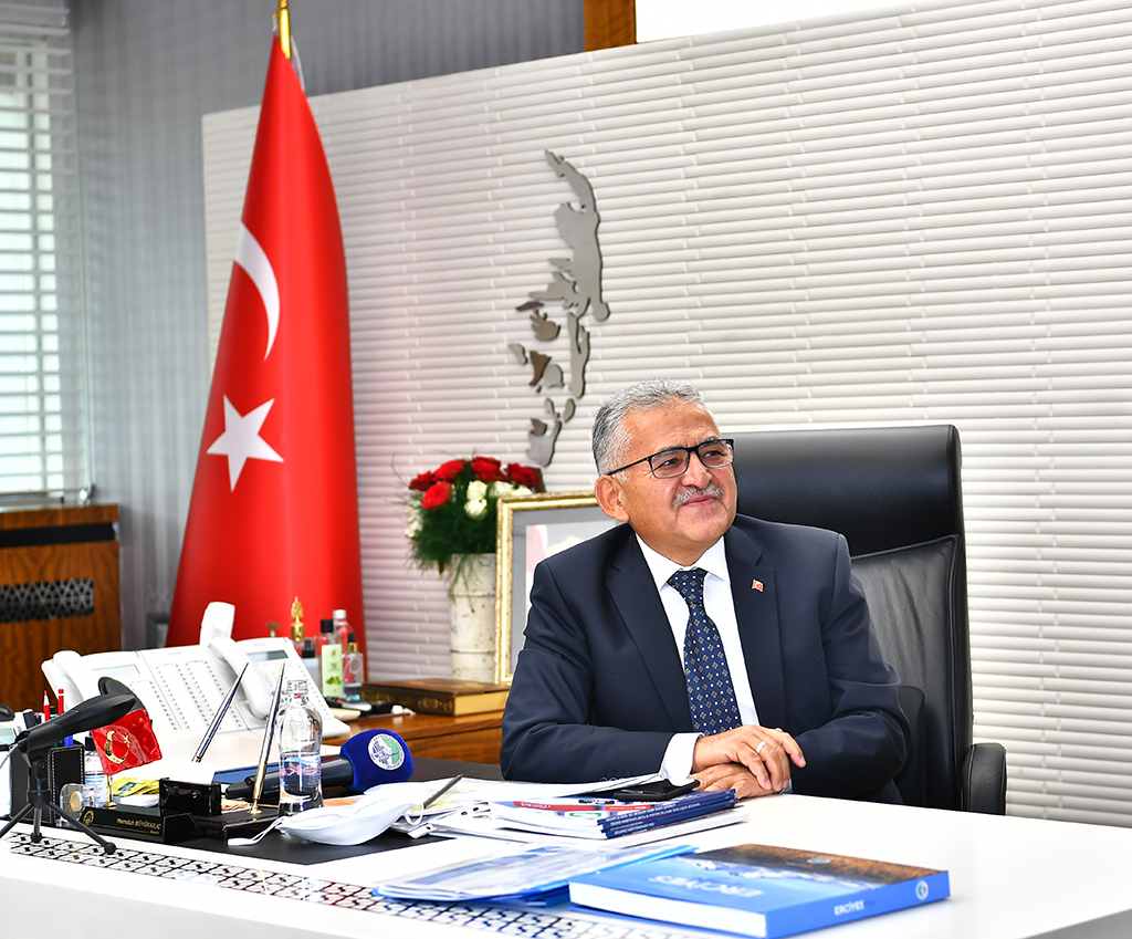 “Üniversiteler İle İşbirliği Geliştirilmeli”