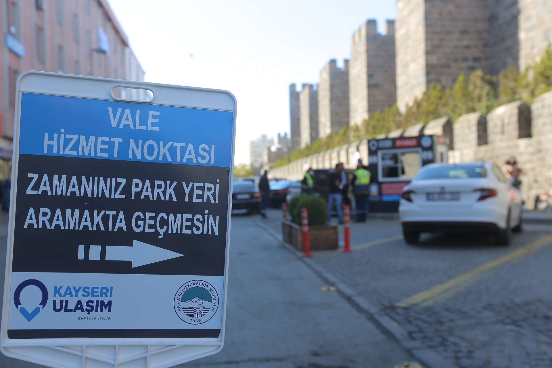 Büyükşehir’in Park Et-Vale Uygulamasına Vatandaşlardan Yoğun İlgi