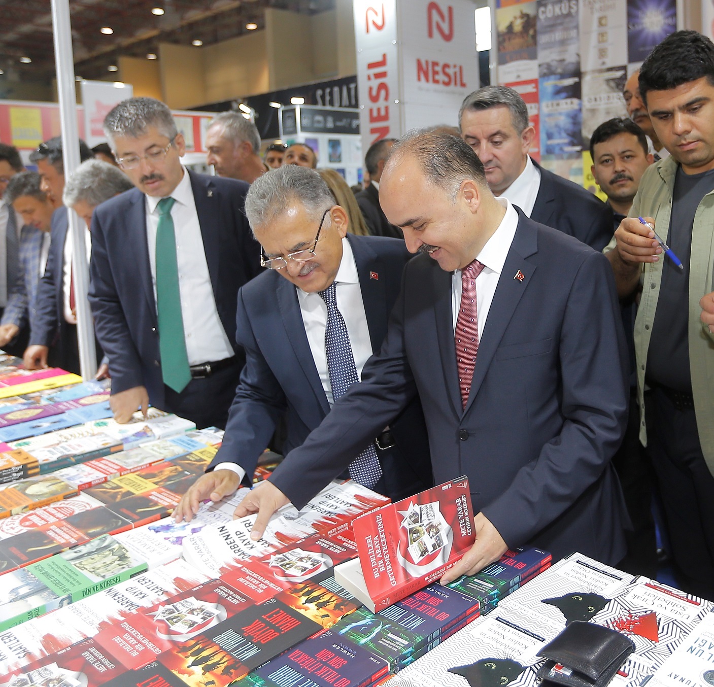 Büyükşehir 4. Kitap Fuarı, Kitapseverlerle Buluşuyor