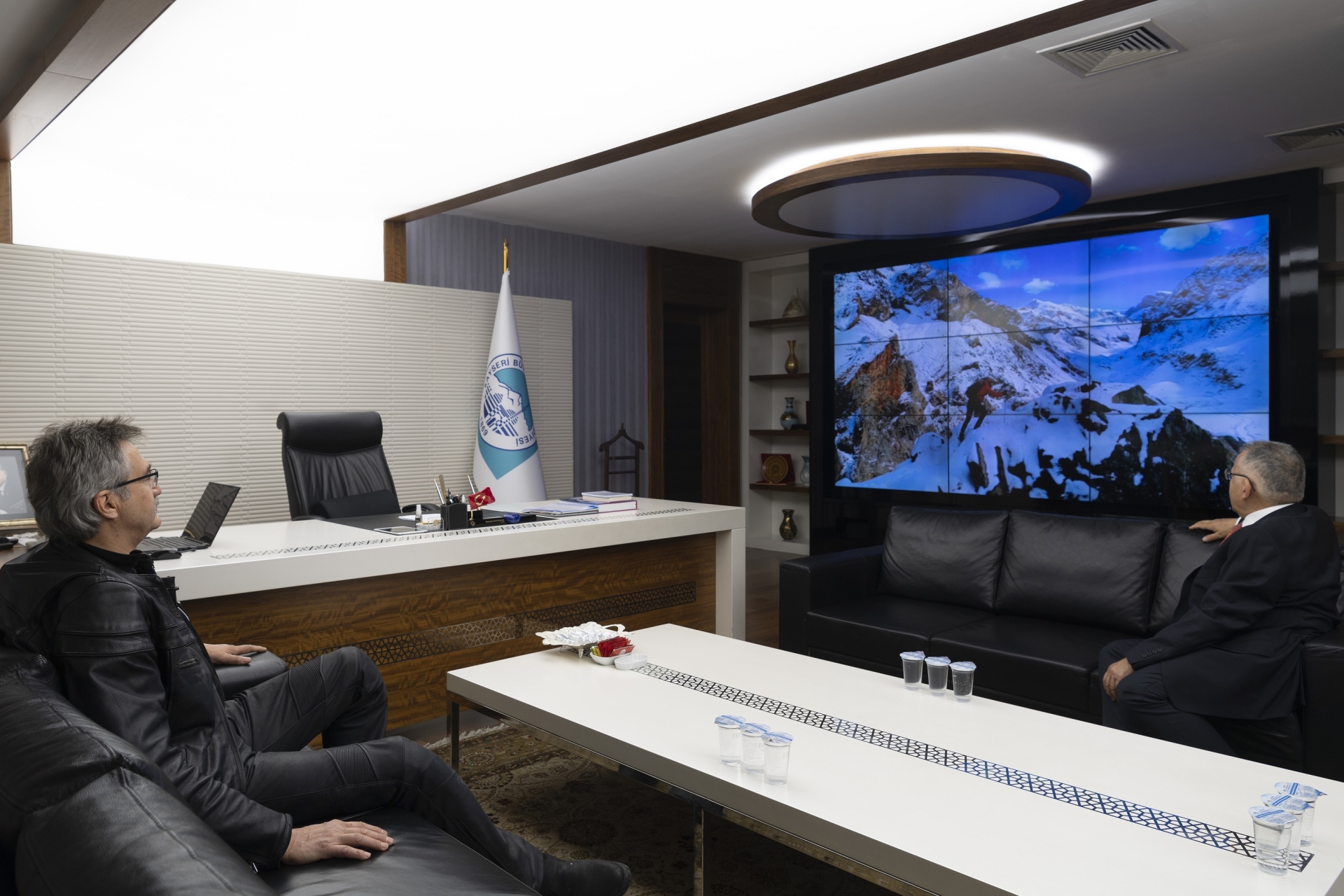 Başkan Büyükkılıç’ı Ziyarete Motosikletiyle Geldi