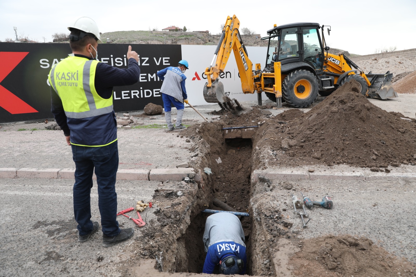 Büyükşehir “Hizmetleri” Kısıtlamıyor