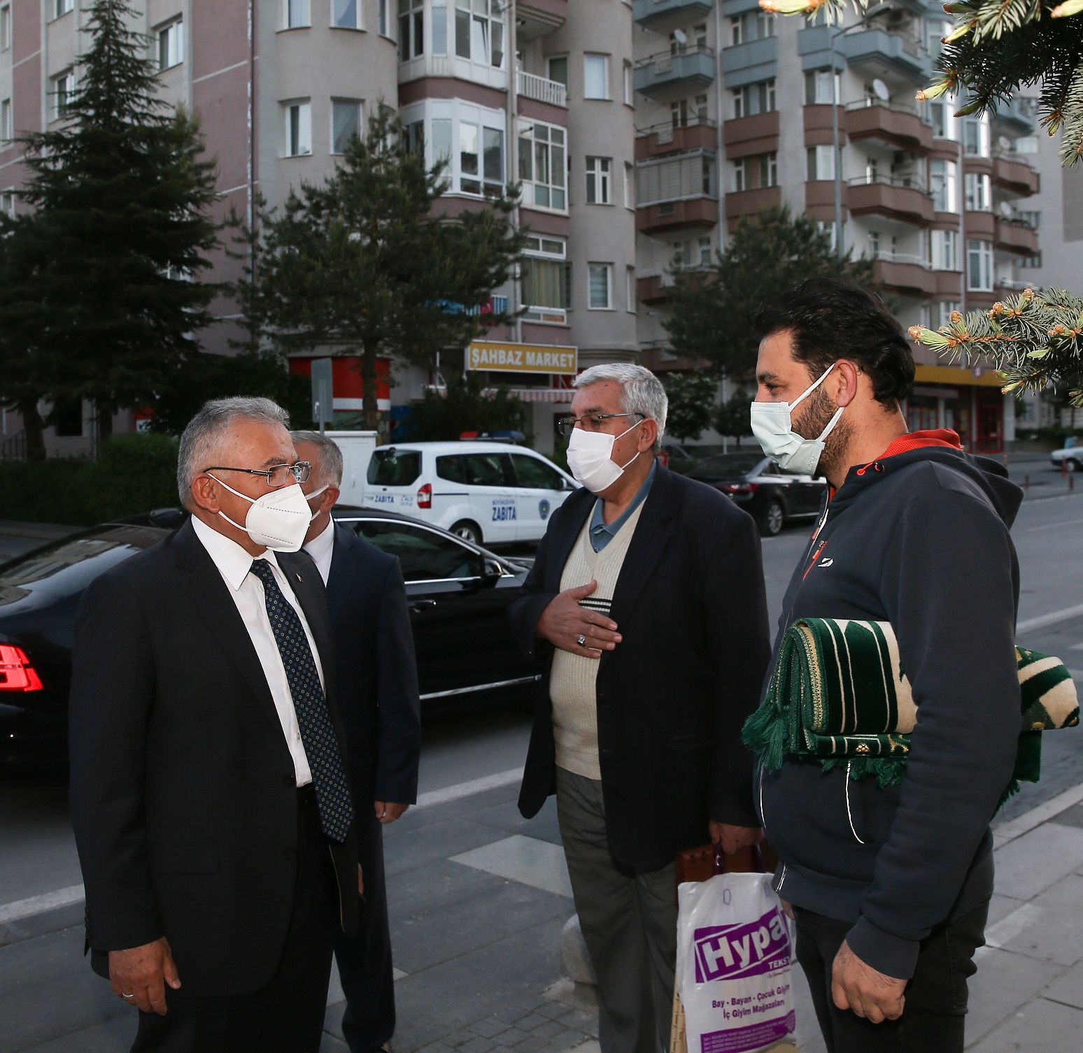 Başkan Büyükkılıç’tan Şehit Ailelerine Bayram Ziyareti