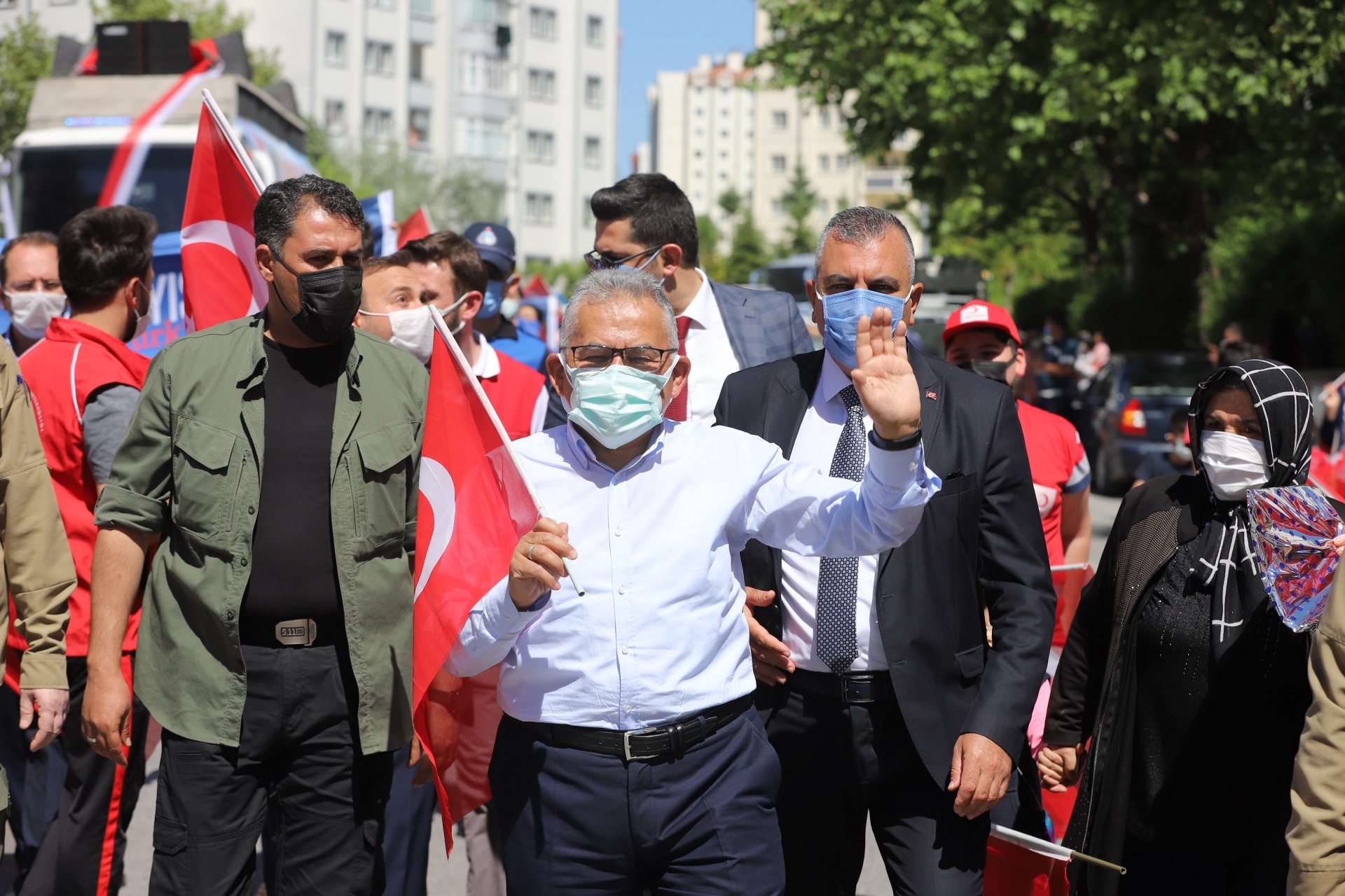 Büyükşehir, 19 Mayıs Coşkusunu Sokaklara Taşıdı
