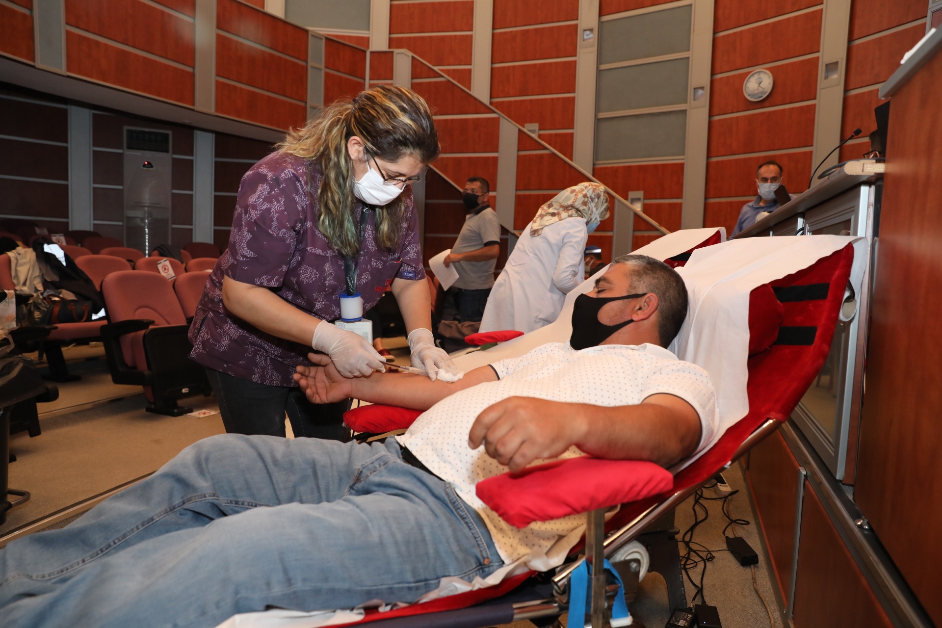 KASKİ'den ERÜ Kan Merkezi'nde Tam Destek