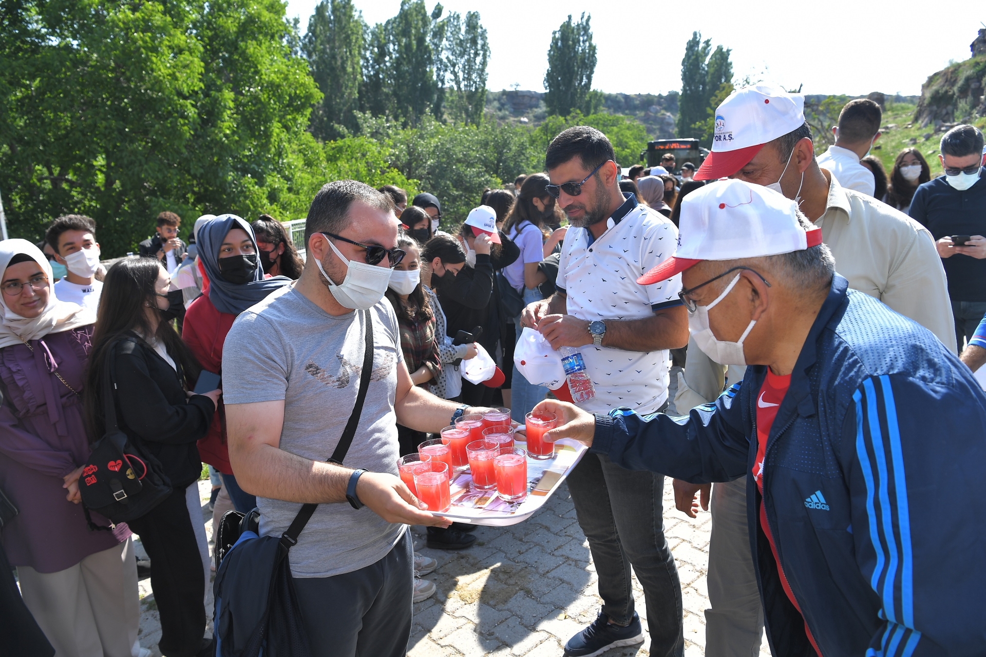 Büyükkılıç, Gençlerle Hem Tarihe Hem de Sağlığa Yolculuk Yaptı