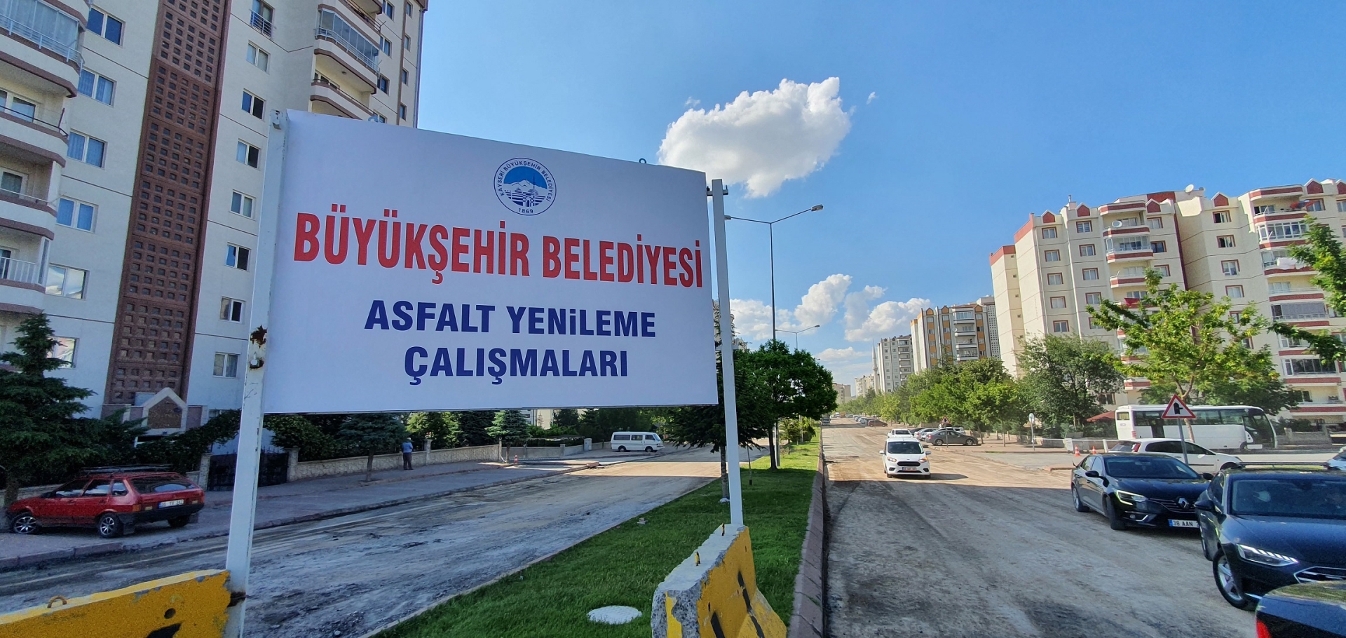Büyükşehir’den Beyazşehir Mahallesi’ne 5 Bin Ton Asfalt