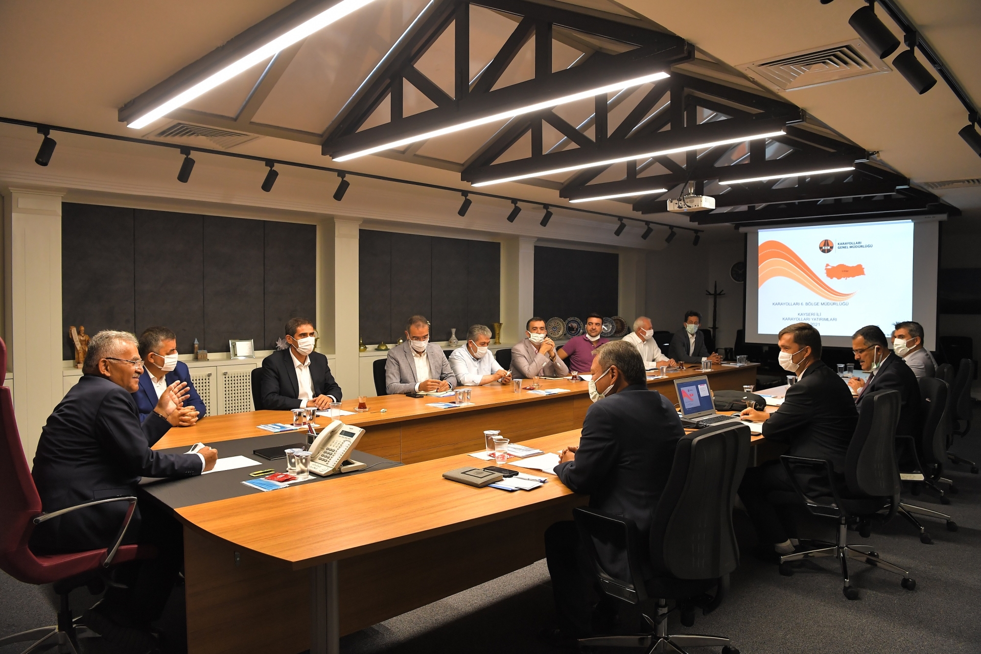 Başkan Büyükkılıç’tan “Karayolları” Zirvesi