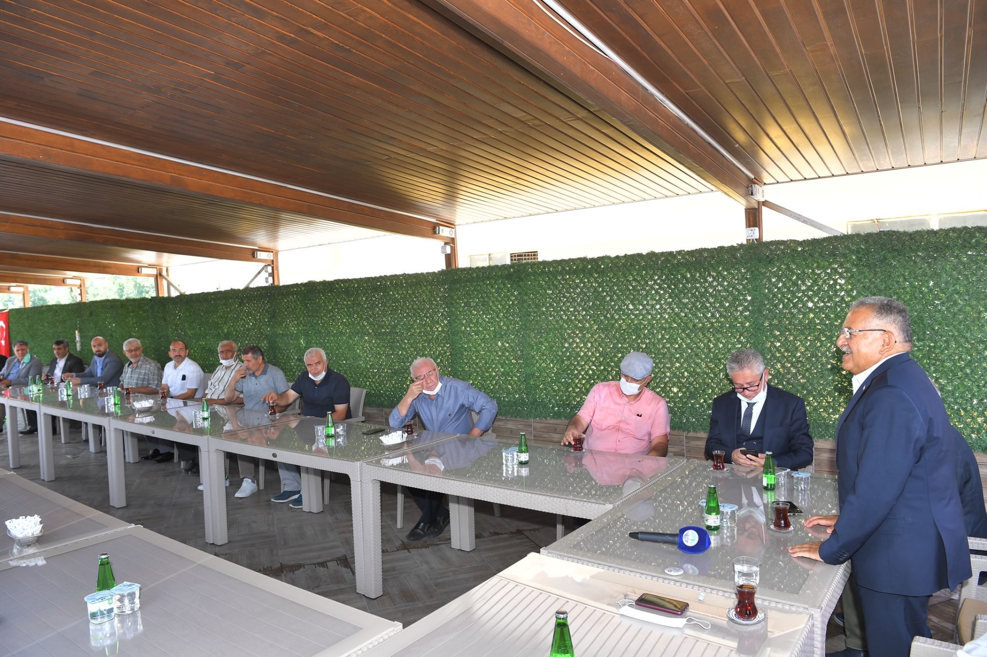 Büyükkılıç, Gönüllü Kültür Kuruluşu Temsilcileriyle Bayramlaştı, Aşı Çağrısında Bulundu