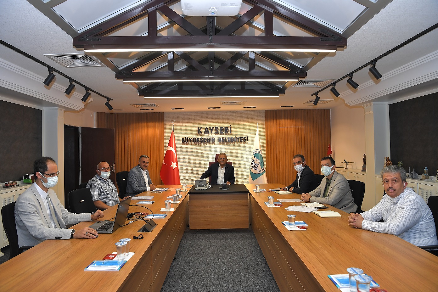 Büyükkılıç'tan Develi, Yeşilhisar ve İncesu Yatırım Toplantısı