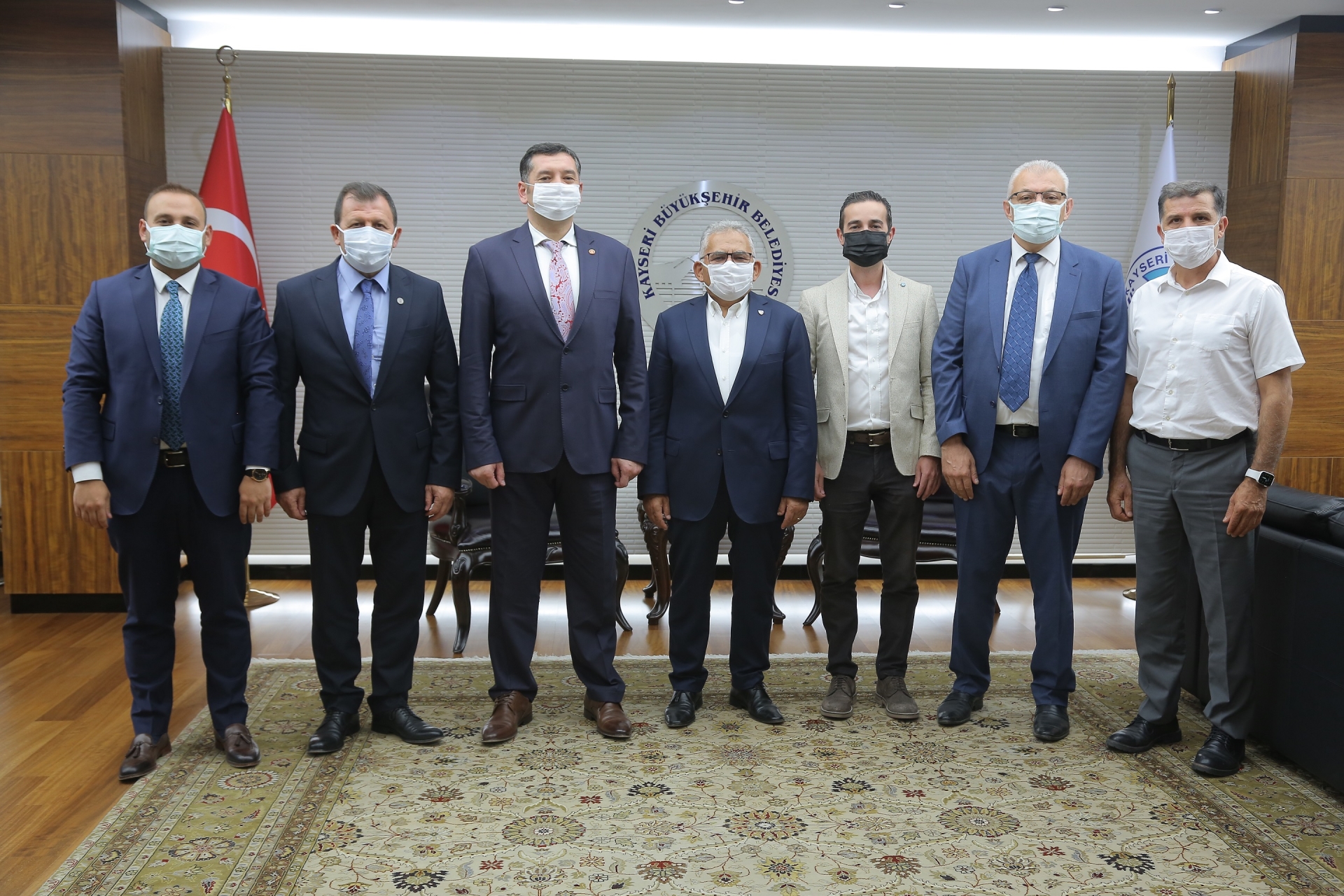 Başkan Büyükkılıç, Türkiye Karate Federasyonu Yöneticilerini Ağırladı