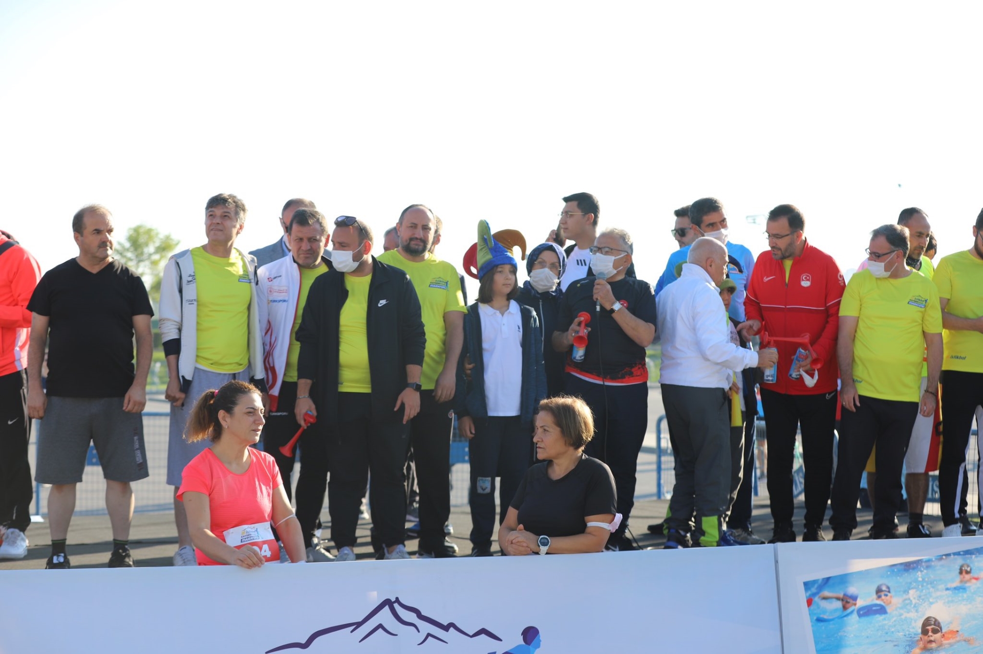 Başkan Büyükkılıç, Sağlıklı Yaşam İçin 1000 Bisiklet Hediye Etti