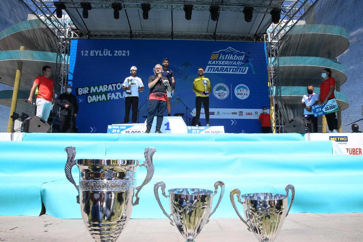 Başkan Büyükkılıç “Yarı Maraton” İle Bir İlke Daha İmza Attı