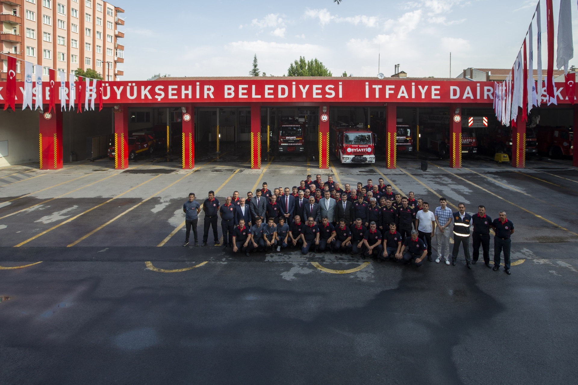 Büyükkılıç: “Kahramanlarımızın Alnından Öpüyorum”