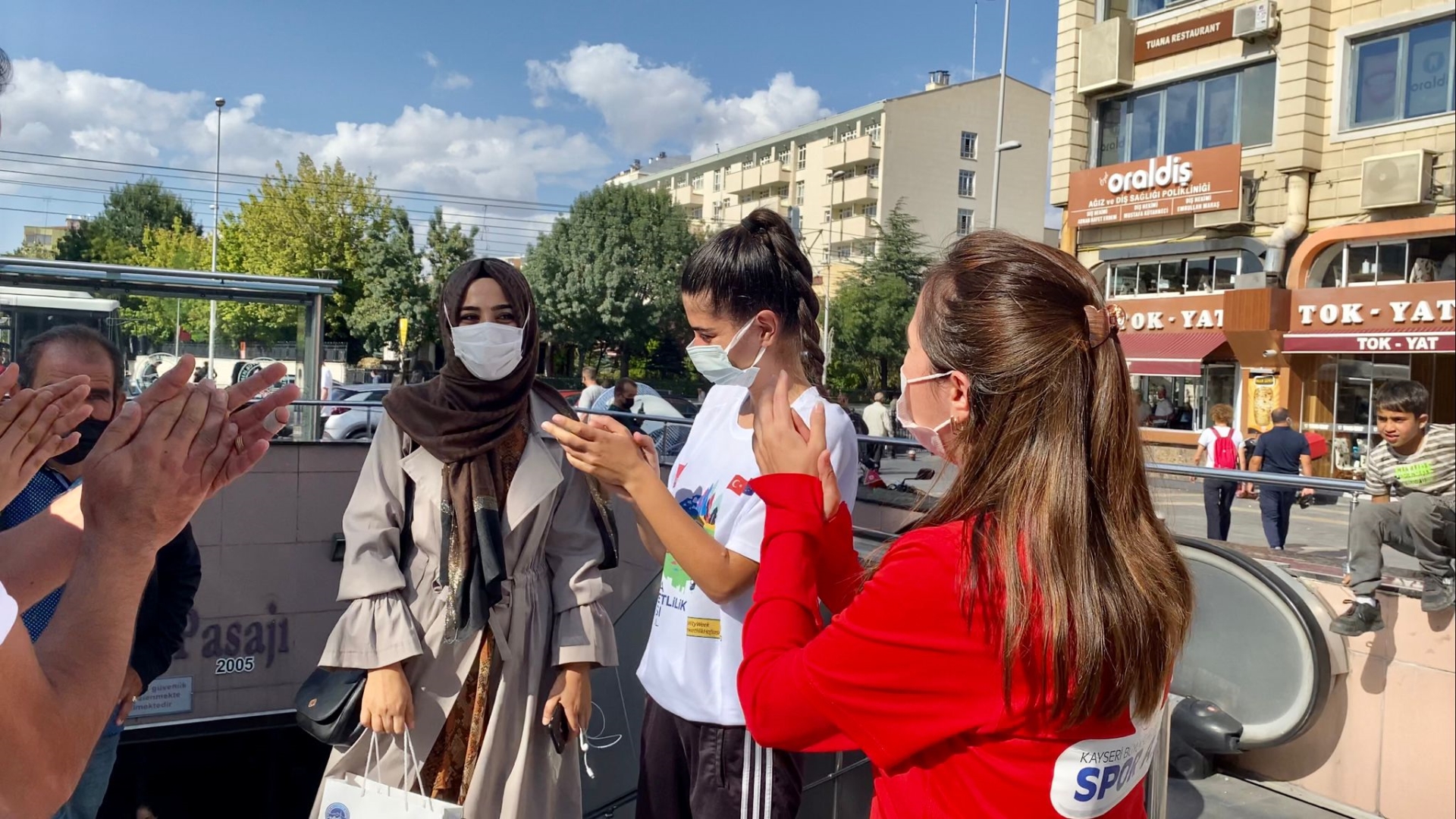 Büyükşehir Spor A.Ş.’den ‘Hareket’li Olan Vatandaşlara Sürpriz Hediye