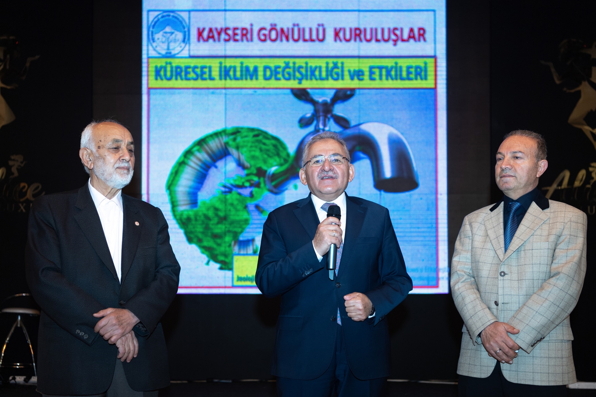 Başkan Büyükkılıç, STK Temsilcileriyle Bir Araya Geldi