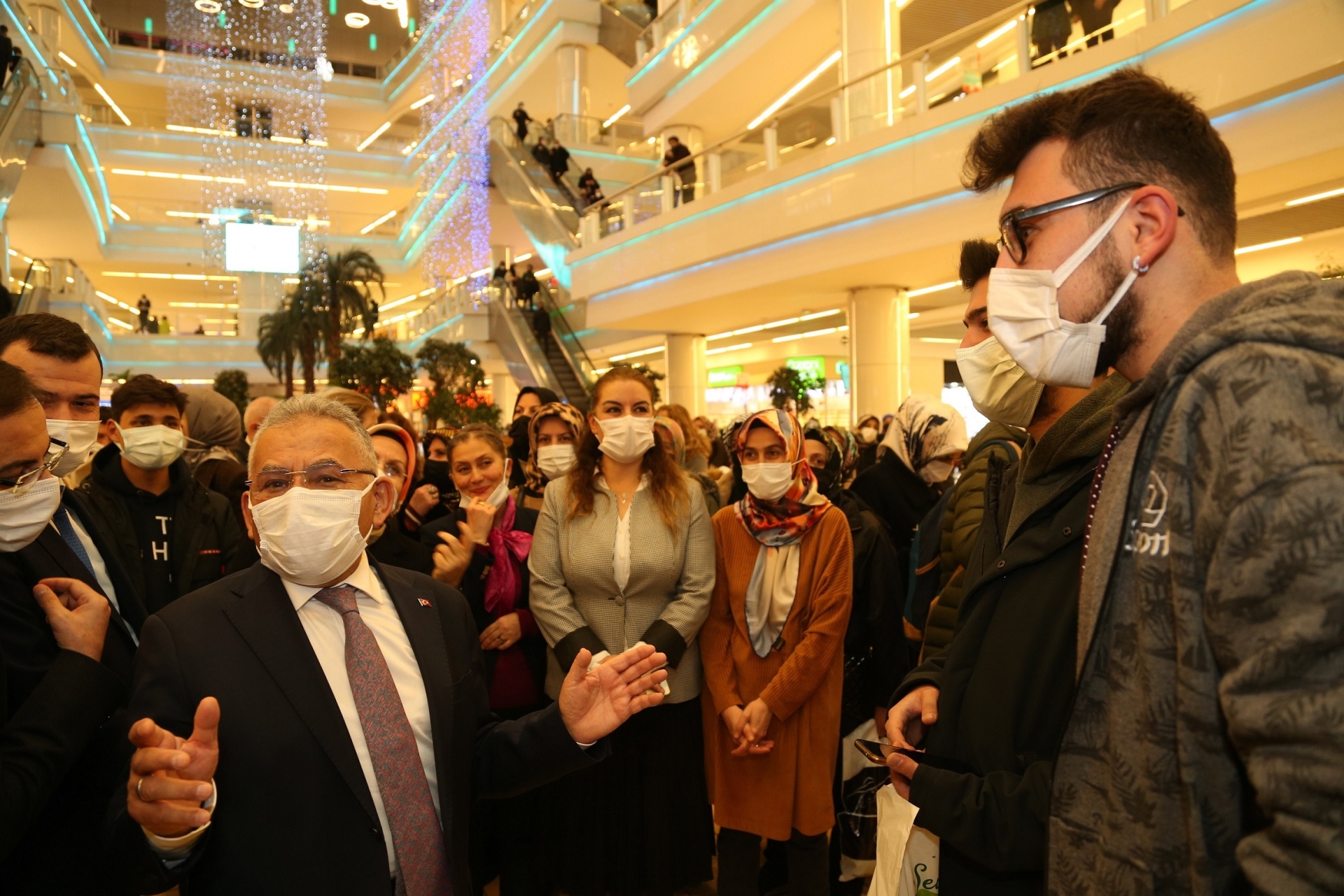 Büyükkılıç’a Üniversite Öğrencilerinden “Çamaşırhane” Teşekkürü