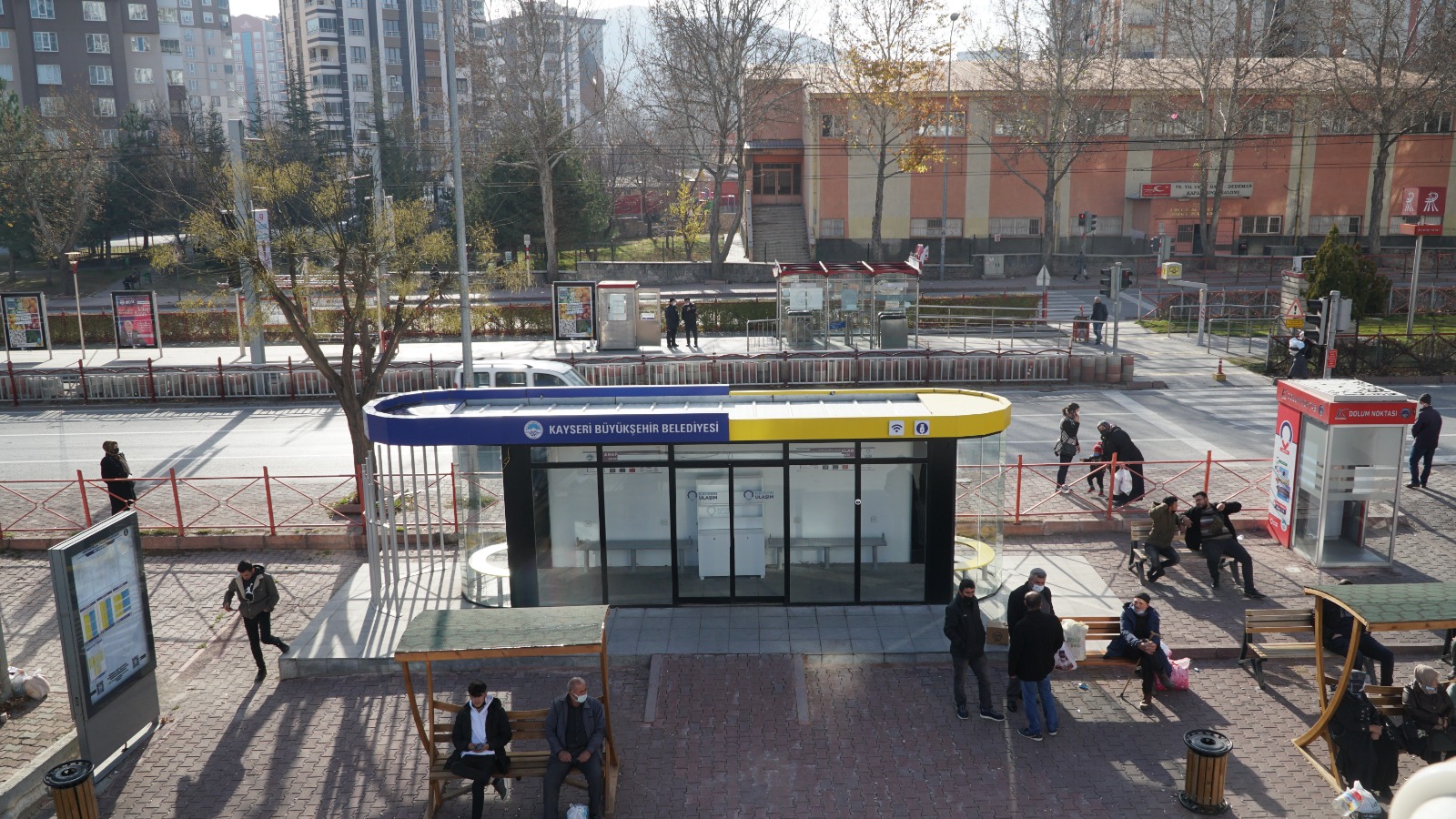 Büyükşehir’den Son Teknolojik “Özel” Duraklar