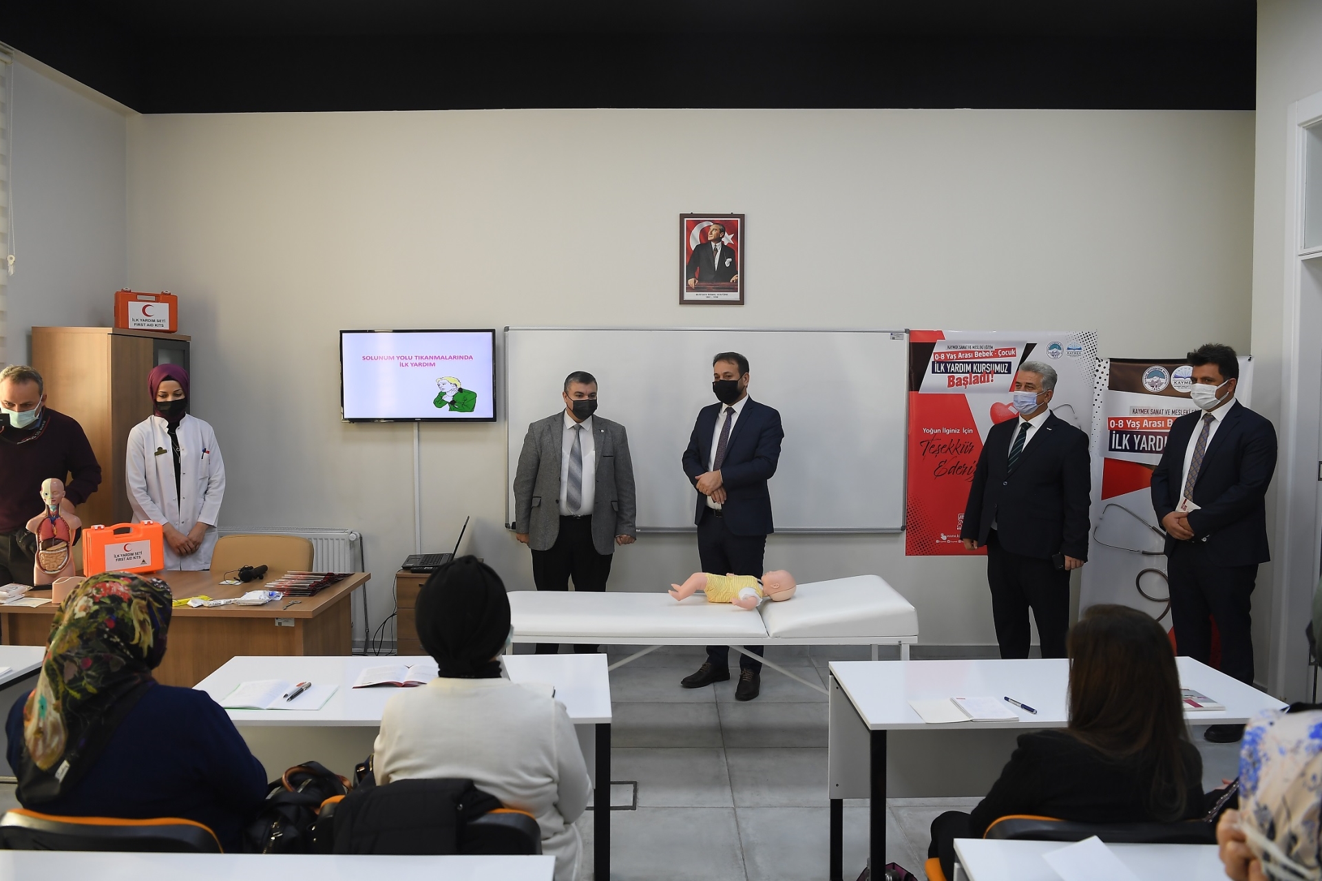 KAYMEK’in 0-8 Yaş Bebek ve Çocuk İlk Yardım Kursu Başladı