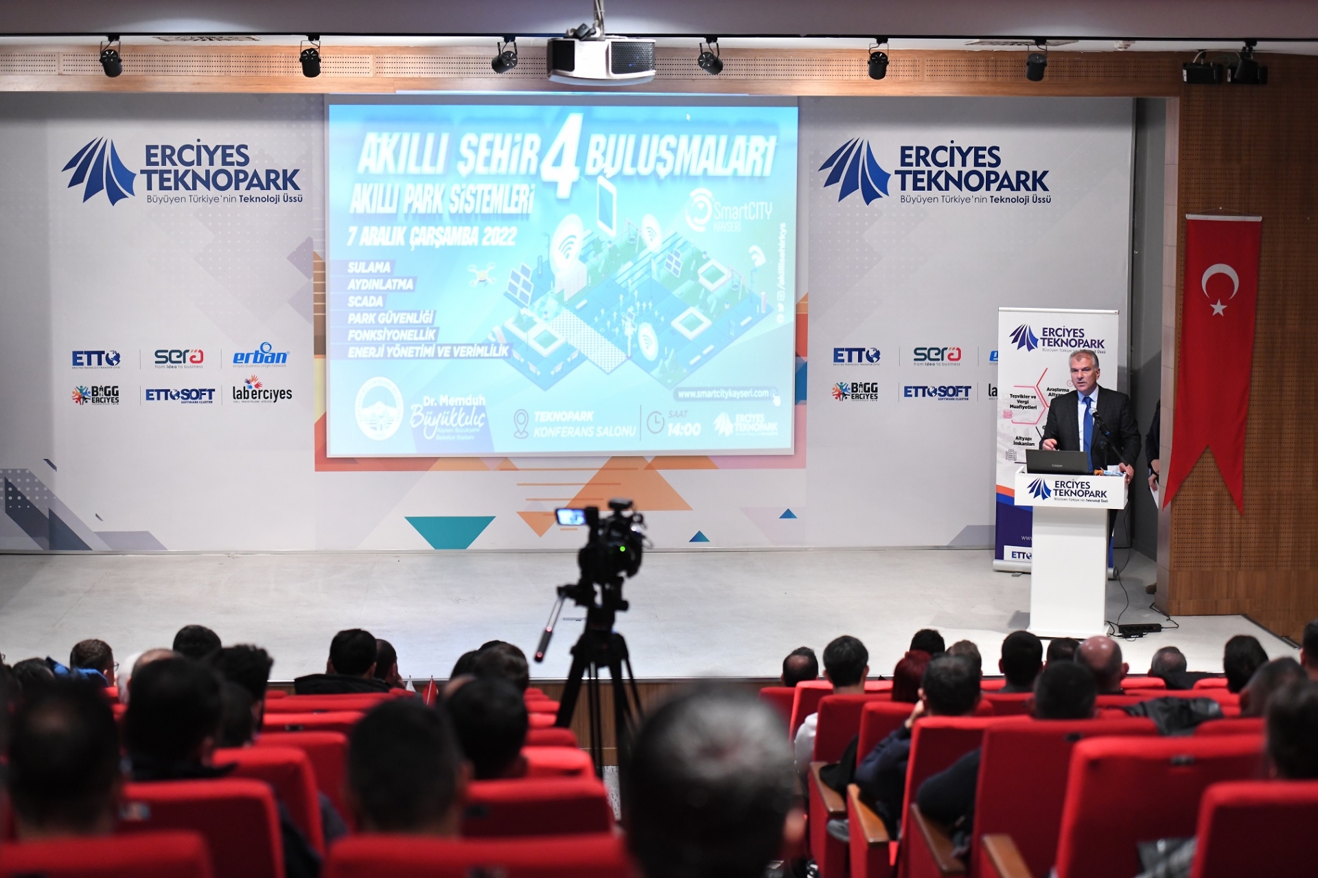 Akıllı Şehir Buluşmaları’nda “Akıllı Park Sistemleri” Konuşuldu