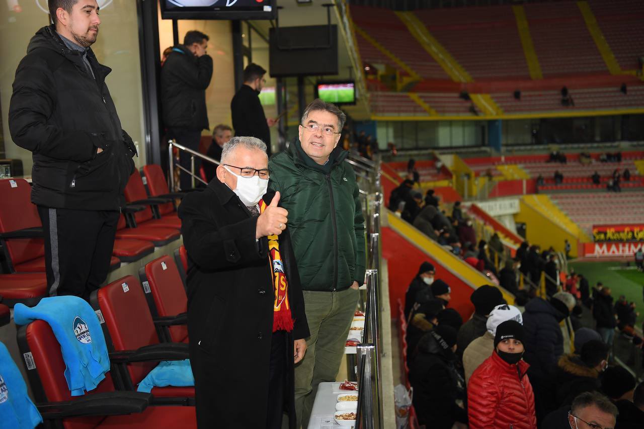 Büyükşehir’den Kayserispor Taraftarına Jest