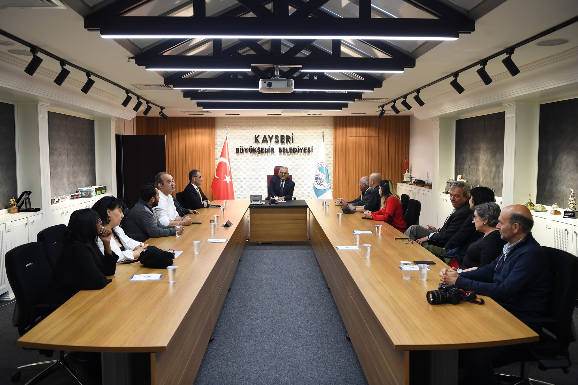 Başkan Büyükkılıç, “Kültepe” İçin Avrupalı Bilim İnsanları ile Buluştu