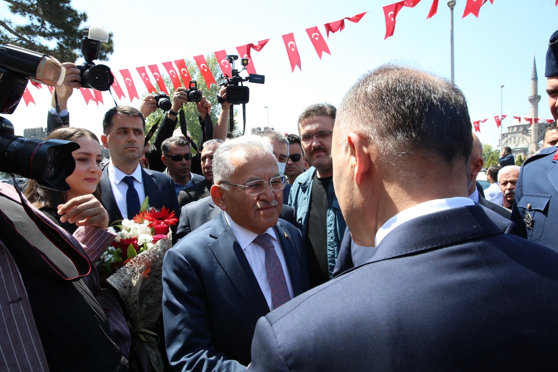 Başkan Büyükkılıç, Vali Günaydın’ı Uğurladı