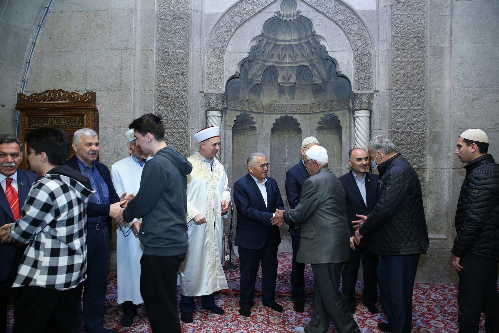 Başkan Büyükkılıç’tan Devlet-Millet ile İç İçe Bayram Kutlaması