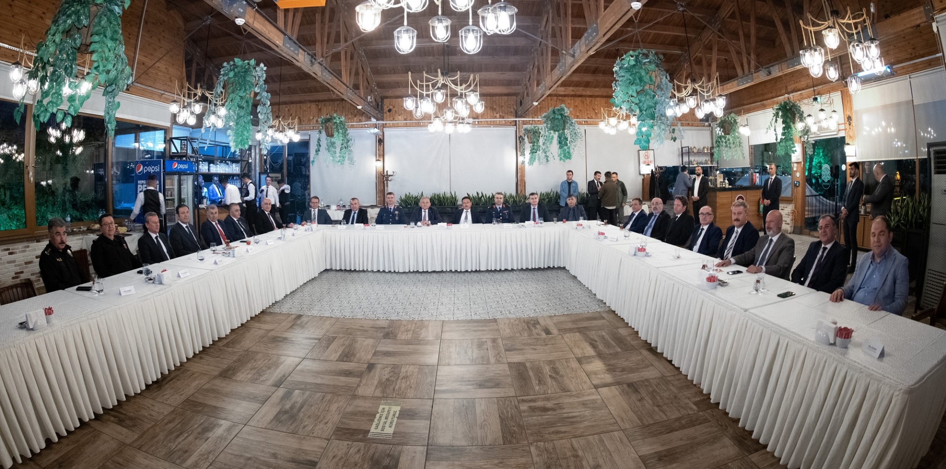 Başkan Büyükkılıç’tan Vali Çiçek Onuruna “Hoş Geldiniz” Yemeği