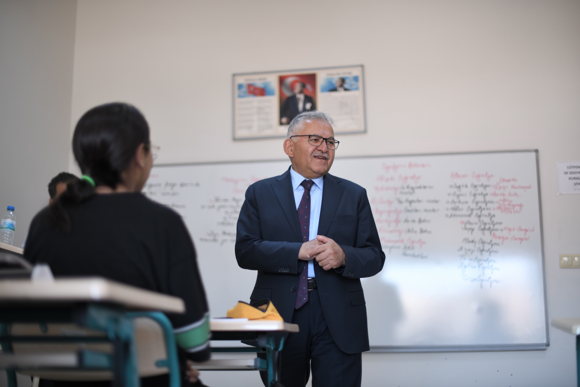 Başkan Büyükkılıç, KAYMEK Yaz Kurslarında Öğrencilerle Buluştu