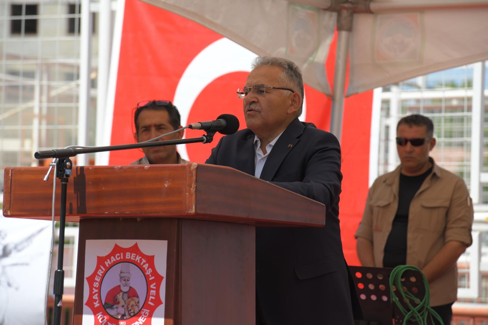 Başkan Büyükkılıç: “Bir Olalım, İri Olalım, Diri Olalım”