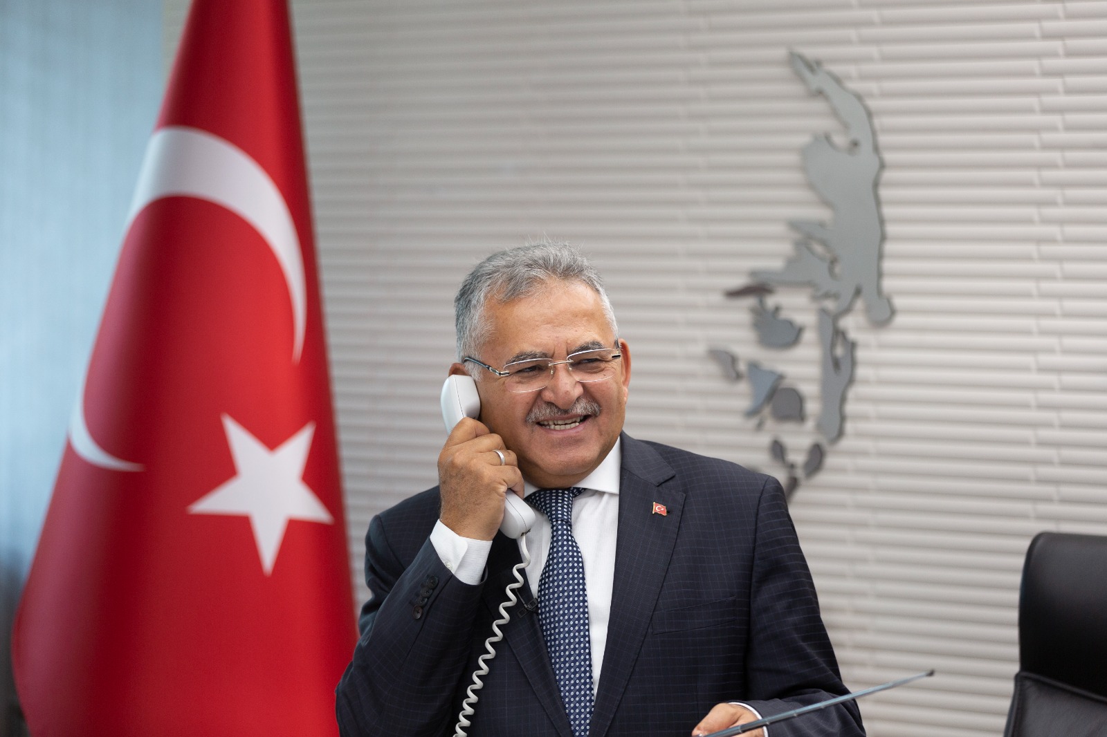 Başkan Büyükkılıç, Ulaştırma ve Altyapı Bakanı ile Kayseri Yatırımlarını Görüştü