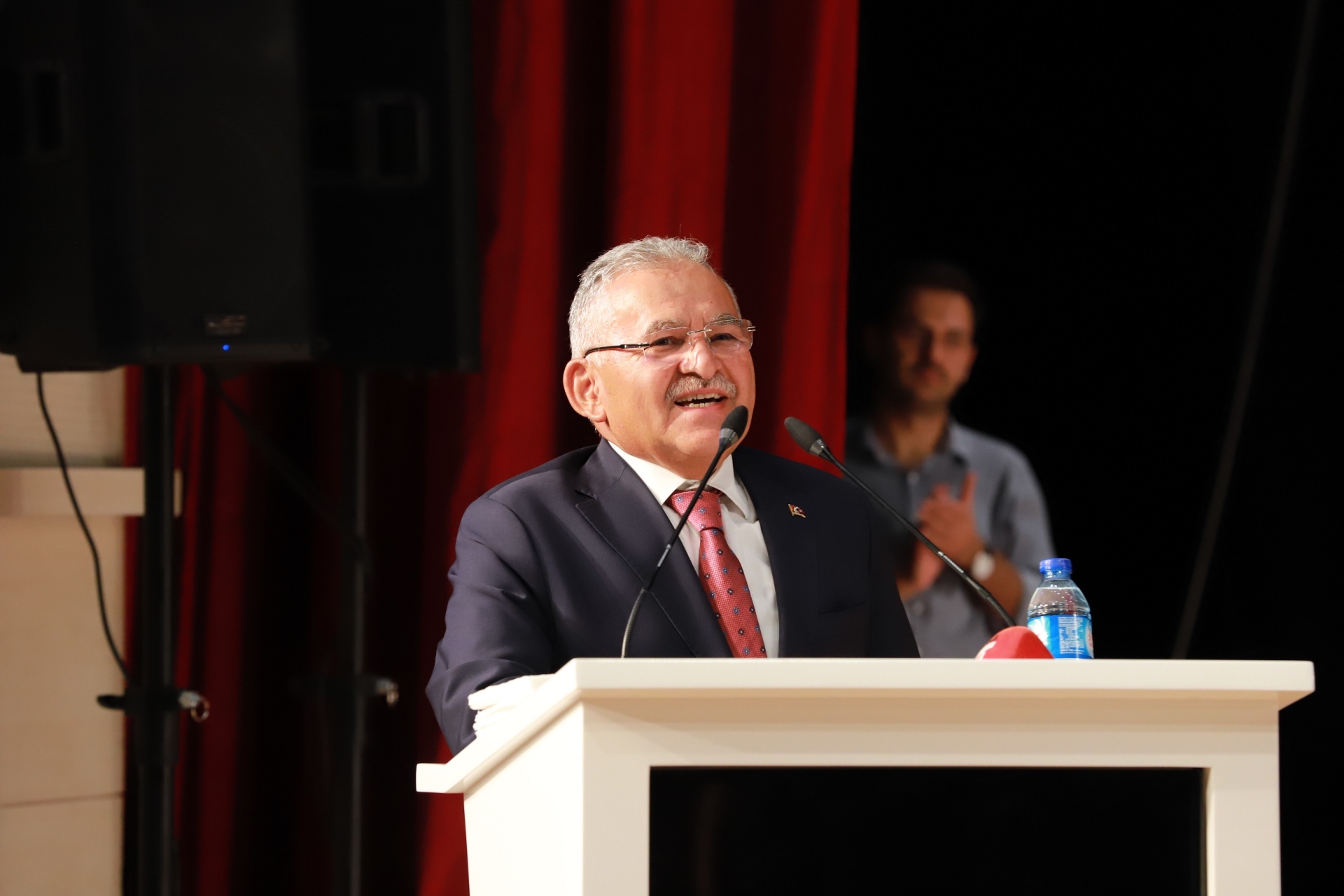 Doktor Başkan’dan Diş Hekimliği Mesleğine “Altın Bilezik” Vurgusu