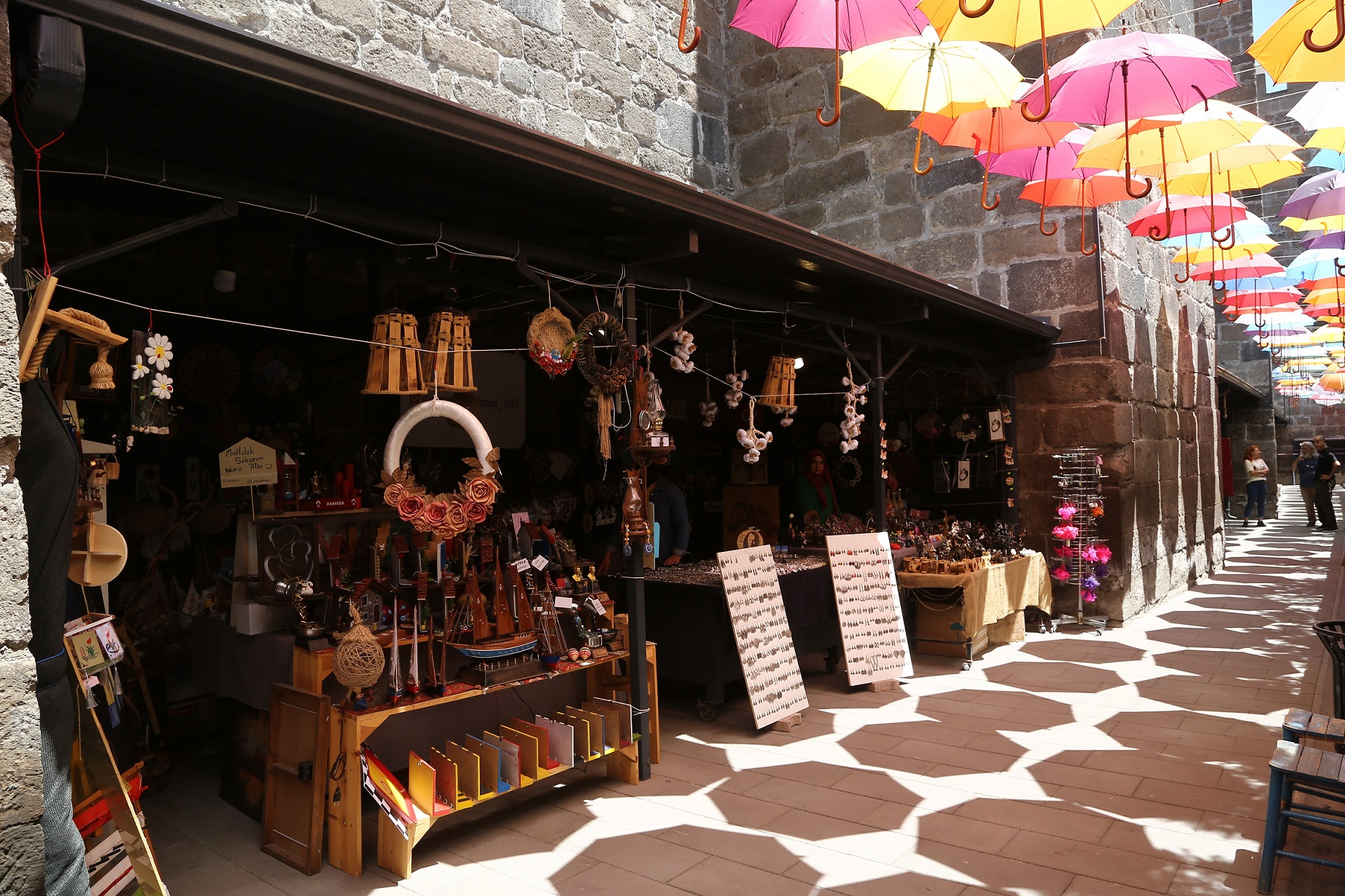 Sanatçılar Sokağı, Ziyaretçilerini Bekliyor