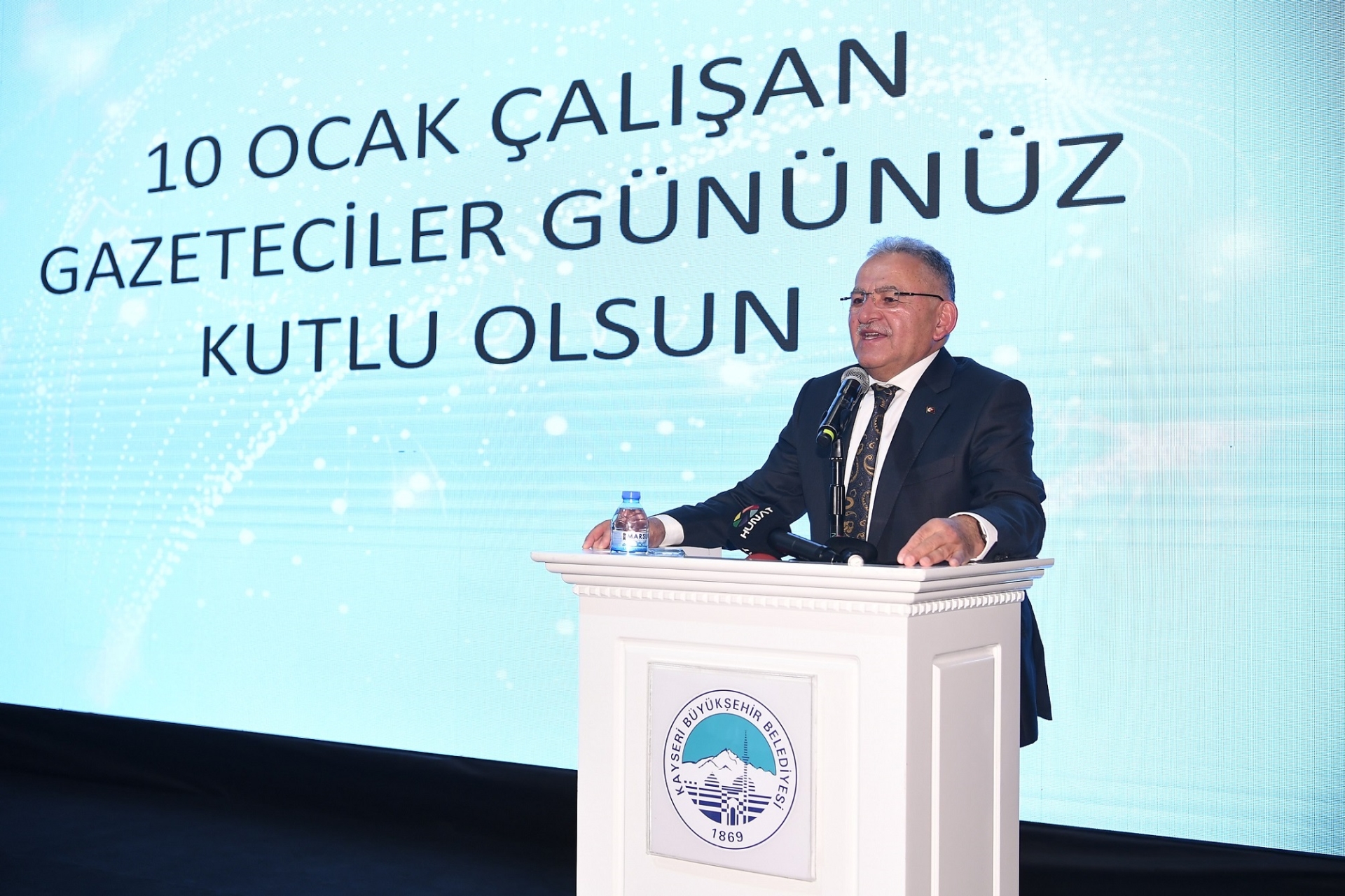 Büyükkılıç, Zirvede Konuştu: “2022’de Kayseri Bütçesine 8.7 Milyar TL’lik Katkıda Bulunduk”
