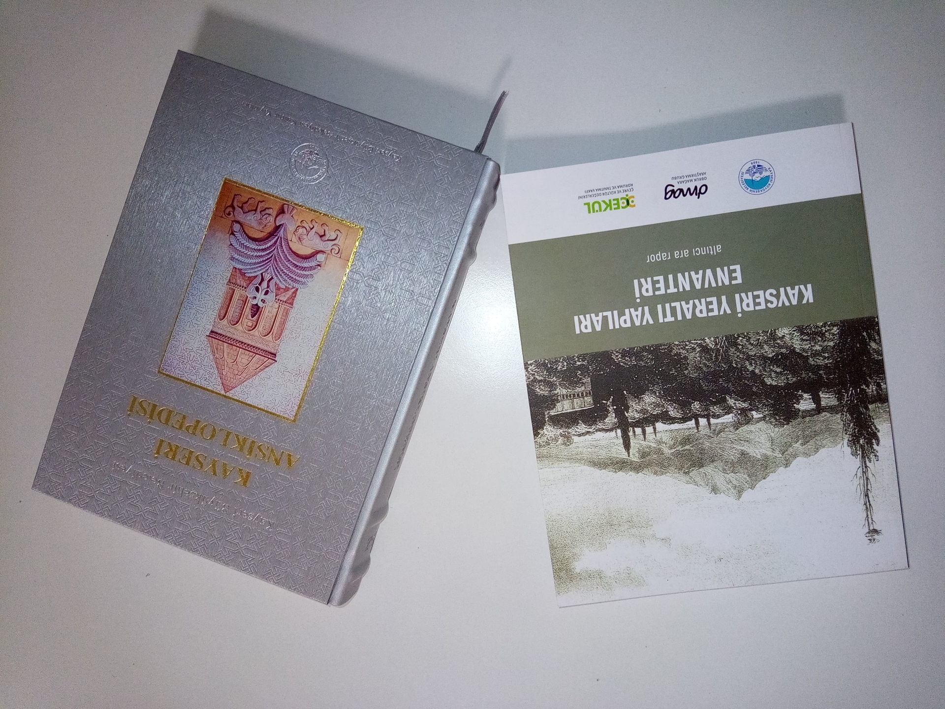Büyükkılıç'ın Kayseri'ye Kazandırdığı İki Önemli Eser ile Kitap Sayısı 195'e Yükseldi