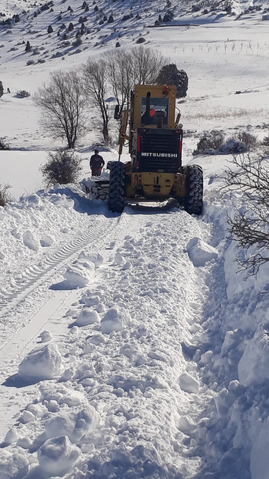 Büyükşehir, 110 Mahalle Yolunu Ulaşıma Açtı